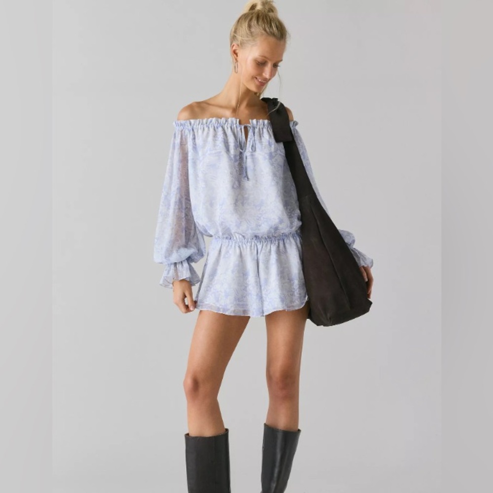 NEW Urban Outfitters Kimchi Penelope Blouson Chiffon Off-The-Shoulder Romper.